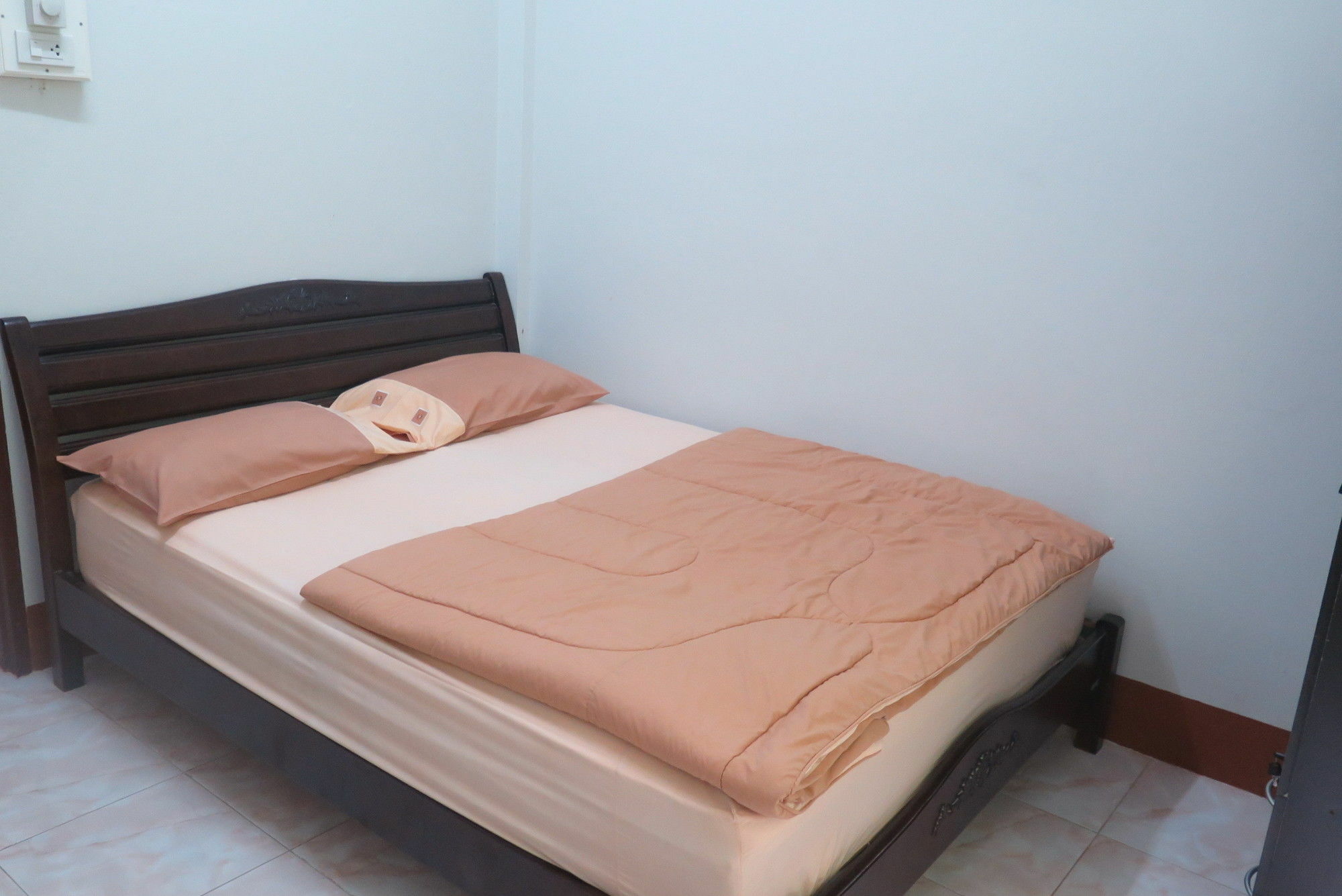 Nadpob Mansion Hotel Surat Thani Luaran gambar