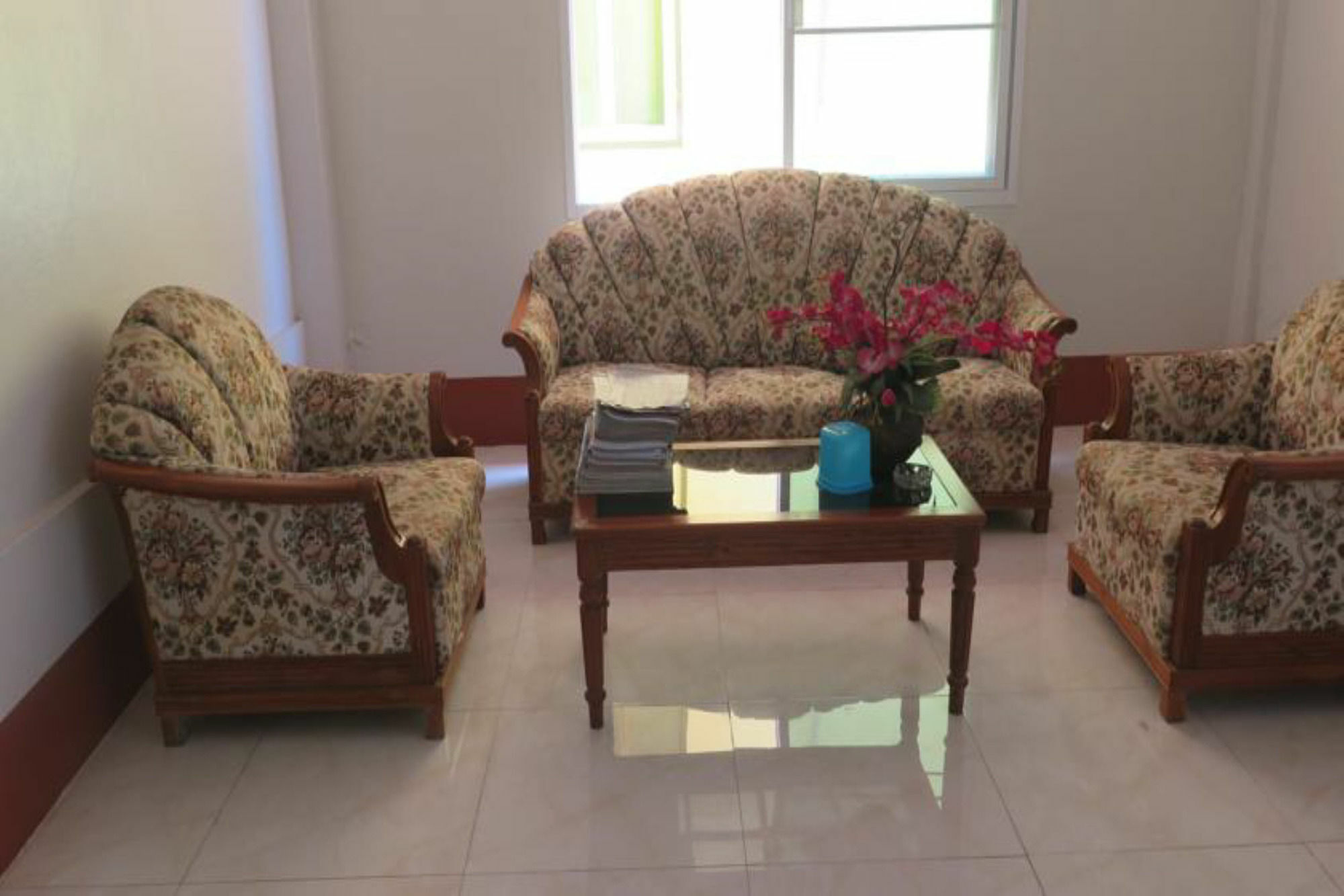 Nadpob Mansion Hotel Surat Thani Luaran gambar